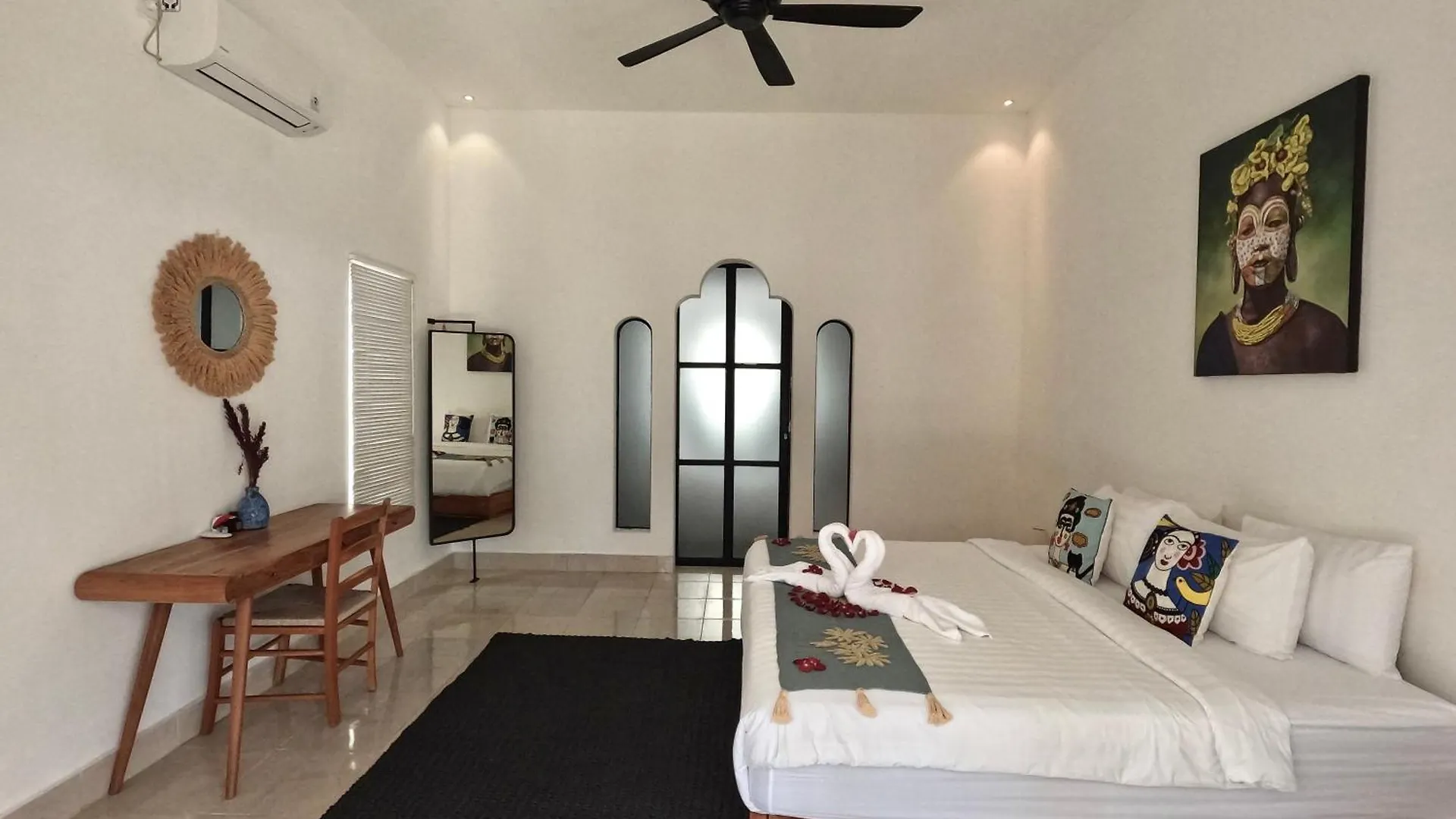 Villa Curves Bali Seminyak