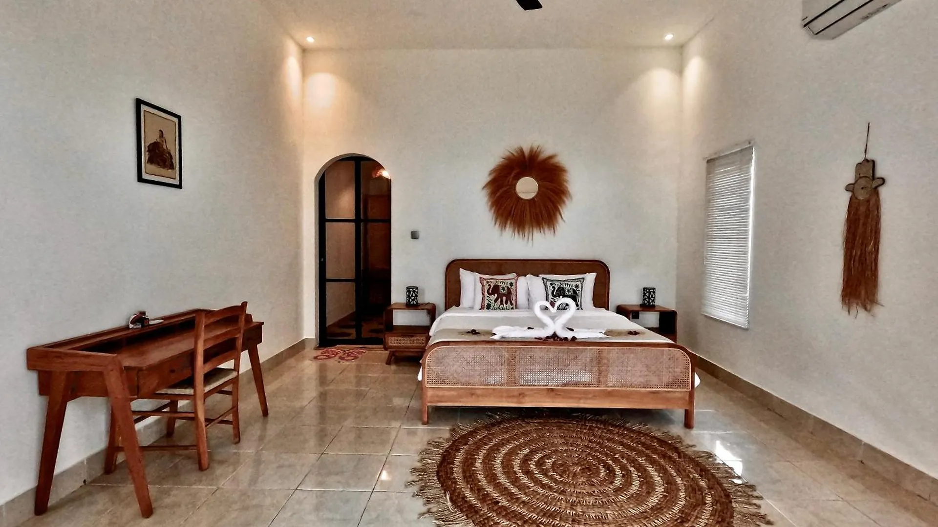 Villa Curves Bali Seminyak